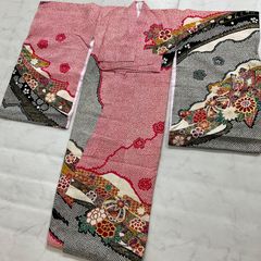 七五三 7歳着物セット 四つ身 祝い着 鈴蘭 絞り柄 赤ピンク黒＋緑