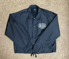 DEUS EX MACHINA コーチ ジャケット