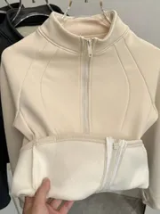 秋と冬はやせて見える修身暖かさをプラスしてウールのコート女性の詰め襟の双ジッパーのヨガの上着の運働を加えます