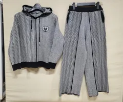 ストライプ フード付きニット ニットズボン セットアップ