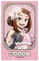 【中古】キャラカード 麗日お茶子(背景模様) 「僕のヒーローアカデミア in 浅草花やしき 描き下ろし 花やしきver. トレーディングビジュアルカード」