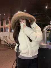 レディースカジュアルフード付きショートダウンコート、暖かい裏地、フェイクファートリム、ポケットとジッパー付き長袖パファージャケット