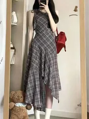 フレンチノースリーブの不規則なチェックのタンクトップワンピース子供の夏の新作小柄気品ロングスカート