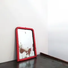 昭和　ヴィンテージ　ミラー　鏡　ウォールミラー　ひび割れ　赤いフレーム　レトロポップ　古道具　アンティーク　シャビー　インテリア