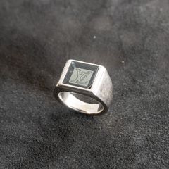 Item thumbnail for item ddf27110-abaa-41a1-89d7-97c0af71fe13