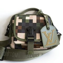 Item thumbnail for item afa70f89-d5e1-45ae-87d7-56ad104f9c63