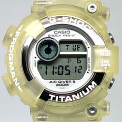 DW-8201WC トリプルマンタ W.C.C.S 外装新品 電池交換済 - メルカリ