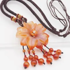 L753 レッドアゲート 赤瑪瑙 メノウ ネックレス 大ぶり 花彫刻 紐 デザイン アンティーク
