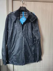 アディダス ブラック ウィンドブレーカー ジャケット 100