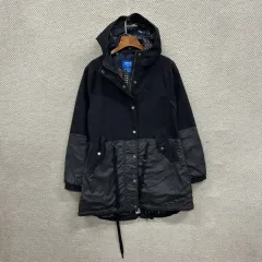 アディダス カジュアル 刺繍 ロゴ マウンテンパーカー ジャケット L A04252