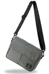 【特価商品】軽量 レディース｜小さめ 大容量｜斜め掛け｜防水 メンズ 撥水｜機能的なワンショルダー｜タウンユースからアウトドアまで 【GRAV】ショルダーバッグ