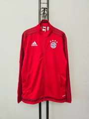 2026年最新】バイエルンミュンヘン 長袖の人気アイテム - メルカリ