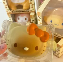 予約) サンリオ ハローキティ ベーカリー スクイーズ