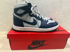 ジョーダン 1 ハイ 85 カレッジ ネイビー (ジョージタウン) 275