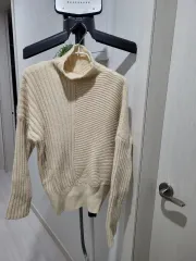 レディース アイボリー タートルネック ニット