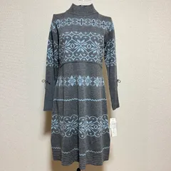 【 タグ付き 】super beauty スーパービューティー　ニット　ワンピース　ひざ丈　長袖　グレー　水色　ビジュー　リボン