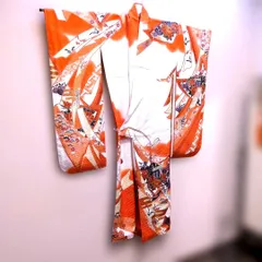 #MW25.成人正絹振袖【作家物】駒刺繍御所車花文暈し染め金彩逸品152cm