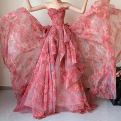 花柄がオシャレでゴージャスなベア イブニングドレス