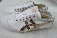 オニツカタイガー メキシコ 66 スリッポン (240)