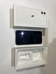 iPhone 11 ホワイト　128GB バッテリー84%