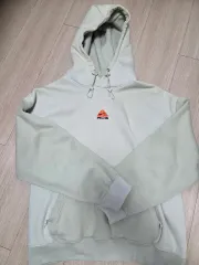 ナイキ ACG サーマ フィット フーディー Tシャツ ライト ボーン