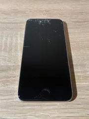 7596 iPhone SE 第三世代 64GB ホワイト ジャンク品