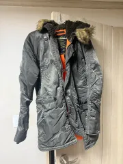 アルファインダストリーズ n3b セージグリーン