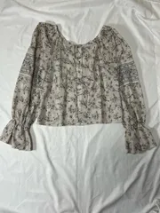 【223758】Snidel スナイデル  カーディガン　長袖　薄手　透け感　花柄　肩ゴム入り　F  ・ オフホワイト