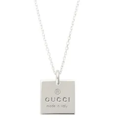 グッチ GUCCI 223869-J8400-8106 トレードマーク刻印 スクエア プレート ネックレス ペンダント シルバー メンズ レディース ユニセックス アクセサリー TRADEMARK SQUARE【新品・本物】売れ筋