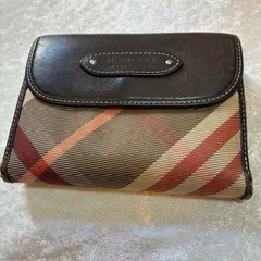 バーバリー　BURBERRY　BLUELABEL　２つ折り財布　【ホック不良】のサムネイル