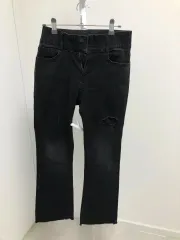 ブラックダメージブーツカットデニム