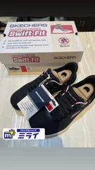 未使用品【SKECHERS】HANDS FREE 【Swift Fit】23.5cm