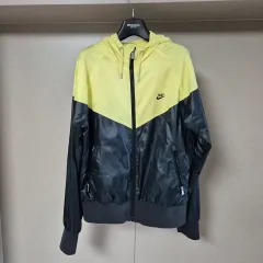 95)ナイキ レディース ウィンドランナー ジャケット