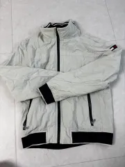 トミーヒルフィガー ウィンドブレーカー ジャケット