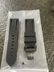 PANERAI パネライ ブラック ラバー バンド (新品) 24mm