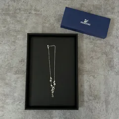 【Swarovski】箱付き　ネックレス　ペンダント　多重ストーン　ラインストーン　クリスタル