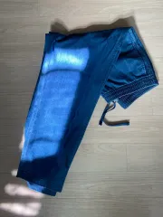 ユニクロ ストレッチイージーアンクルパンツ（デニム） L