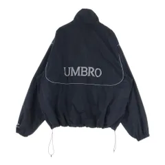 UMBRO (アンブロ) ×LUI'S ルイス ロゴエンブロイダリー ジップアップ ナイロン トラックジャケット ブラック LUZ5051207A0001