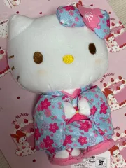 2017着物ハローキティぬいぐるみ