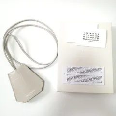 美品　メゾンマルジェラ　スタンプレザー　クロシェット　ネックレス　キーリング　メンズ　レディース　SA2UA0001　グレー　267のサムネイル