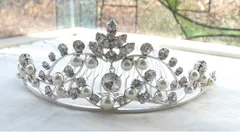 ティアラ・ネックレス・イヤリング3点セット【アペル】