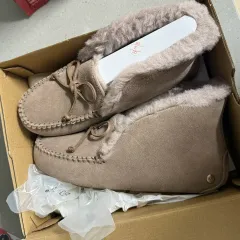 アメリカ UGG アグ アレーナ(alena) 新品 商品 出品