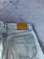 ヴァレンティノ ライトブルー デニム 32