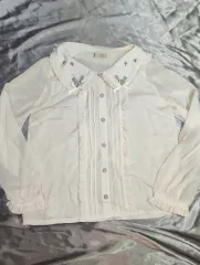 中古/送料込み 量産型 地雷系 シロロリー アクシーズファム アイボリー 花刺繍 ブラウス