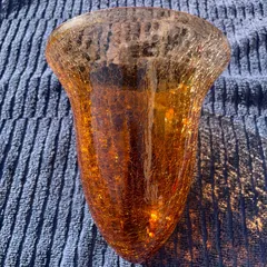 クラックガラス製　花瓶　インド製アンバー色　新品未使用　15×15