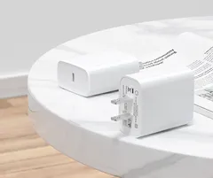 【安全保護機能】2ポート同時 PD 20W USB-C 超小型急速充電器 iPhone スマホ充電器 Android  Type-C iPad 携帯充電器 携帯に便利 各種機器対応 急速充電器 2つの出力ポート iPhone17/16/15等各機種対応