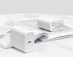 【PSE認証済で安心・安全】PD 20W USB-C電源アダプター iPhone17/16/15充電可 急速充電器USB-A+Type-C ダブル出力 ACアダプター Type-C急速充電器  コンパクトサイズ 2台同時充電