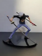 ONE PIECE ロー フィギュア