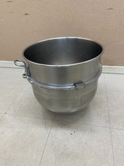 デンマークのデザイナーが開発したステンレス製置き型灰皿(回転式）S