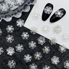Sucodver ネイルパーツ 雪の結晶 雪 ネイルストーン 雪 冬 ゆき 雪花 立体 透明 ふゆ クリア キラキラ 樹脂製 クリスマス 3d 90点セット 0